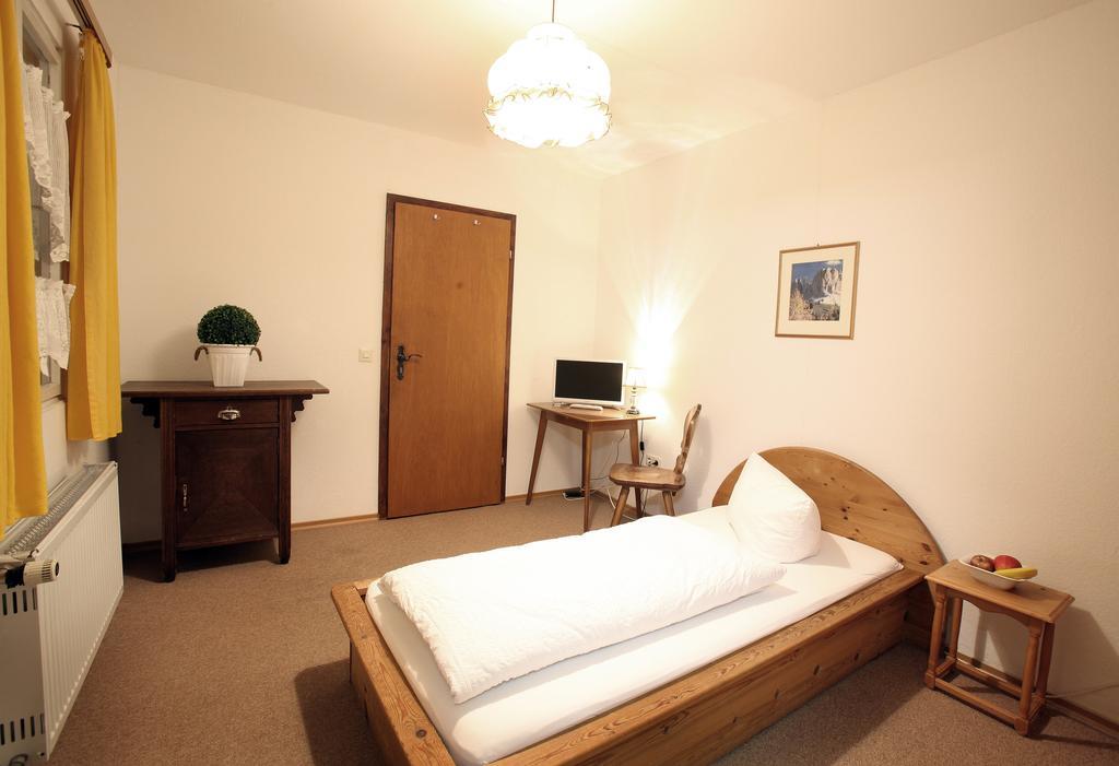 Gasthof Blaue Gams エタール 部屋 写真