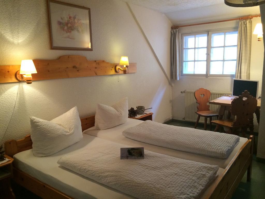 Gasthof Blaue Gams エタール 部屋 写真
